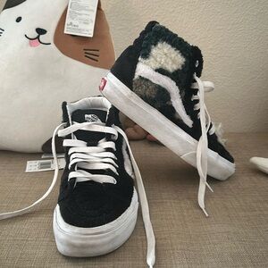 Vans Sk8 Hi Sherpa Camo Sneakers